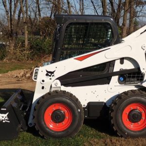 Xe xúc lật 4 bánh chủ động Bobcat A770