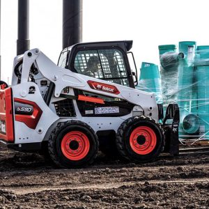 xe xúc trượt Bobcat S530