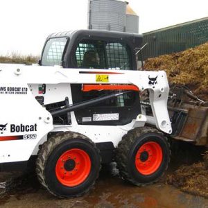 xúc trượt Bobcat S550