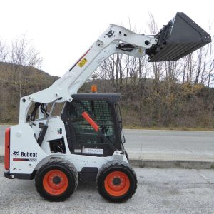 xúc trượt Bobcat S570