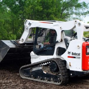 xe xúc lật bánh xích Bobcat T650