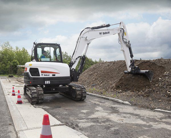 Tổng quan về xe xúc đào bánh xích Bobcat E80