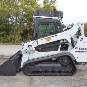 xe xúc lật bánh xích Bobcat T590