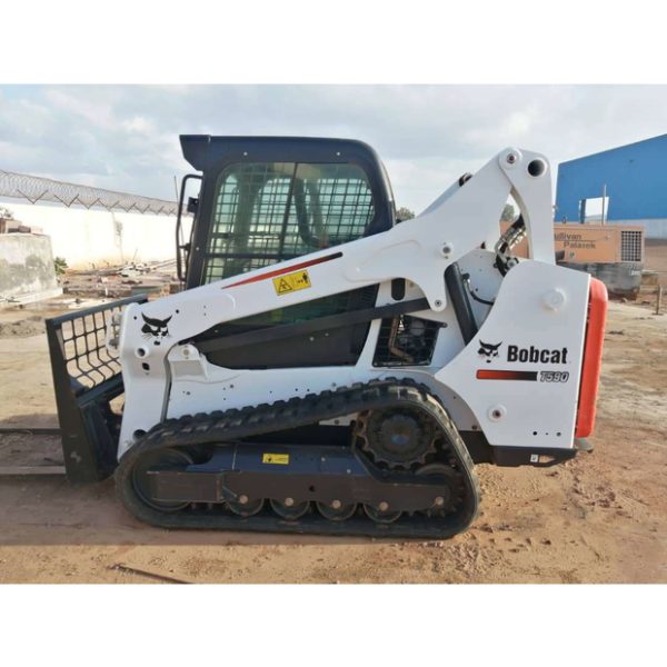 Xe xúc lật bánh xích Bobcat T590