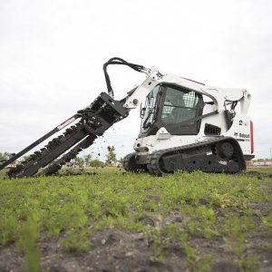 xe xúc lật bánh xích Bobcat T870