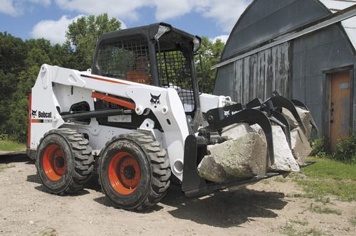 xe xúc lật Bobcat S630