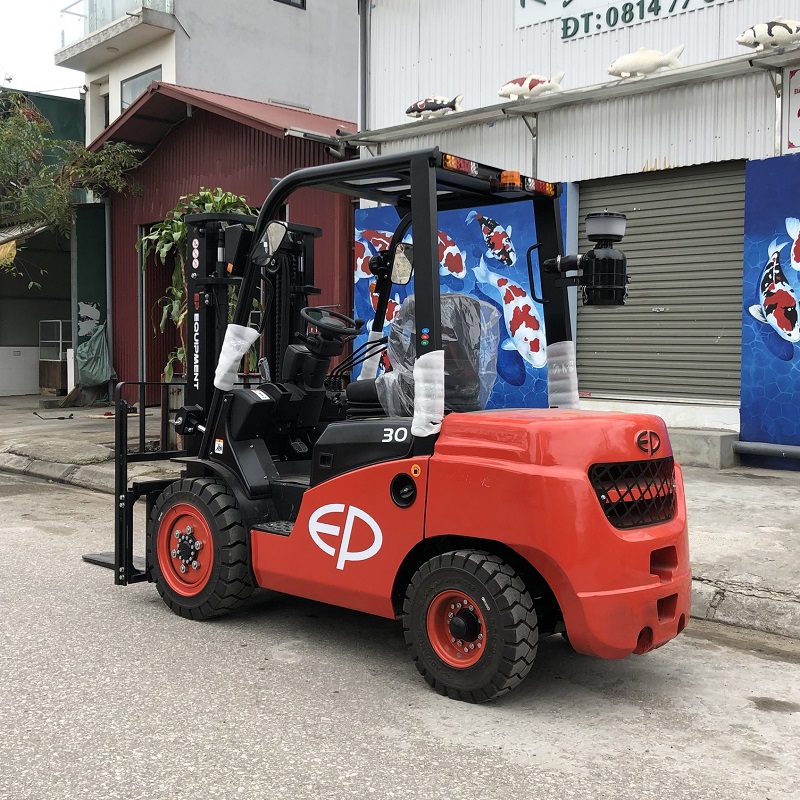 Xe nâng dầu 3.2 tấn