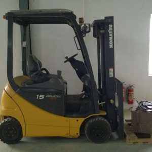 xe nâng komatsu 1.5 tấn