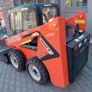 xe xúc lật Skid Loader Mustang1050R