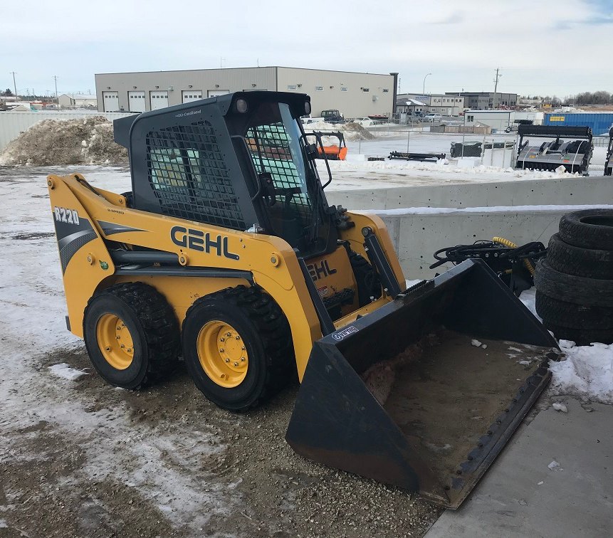 Ưu điểm nổi bật của xe Skid Loader GEHL R220