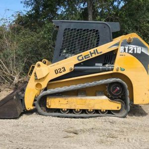 xe xúc lật Skid Loader GEHL RT210