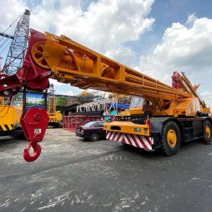 Cho thuê xe cẩu Kobelco 45 tấn