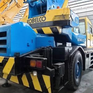 Thiết kế của xe cẩu Kobelco RK350