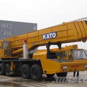 Tổng quan của xe cẩu bánh lốp Kato 120 tấn