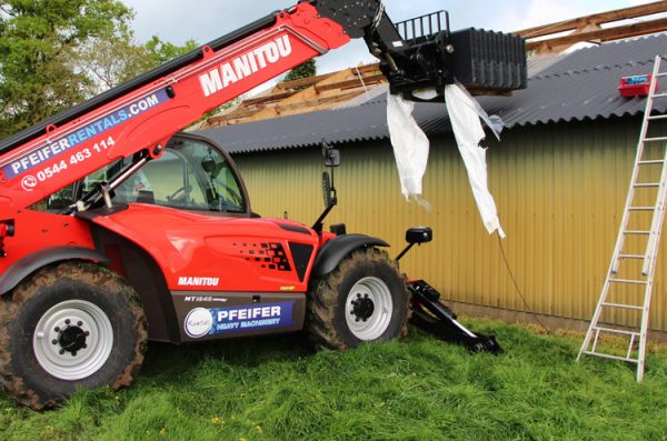 Xe nâng đa năng 4 tấn Manitou MT1840