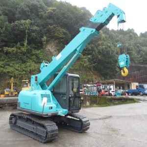 Cho thuê xe cẩu bánh xích mini 4.9 tấn KOBELCO