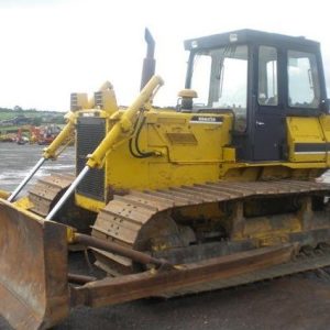 Thông số kỹ thuật của xe ủi Komatsu D53E-16 / D53P-16