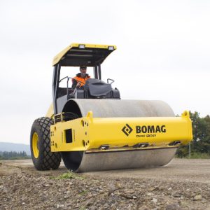 xe lu Rung BOMAG BW 213D-40