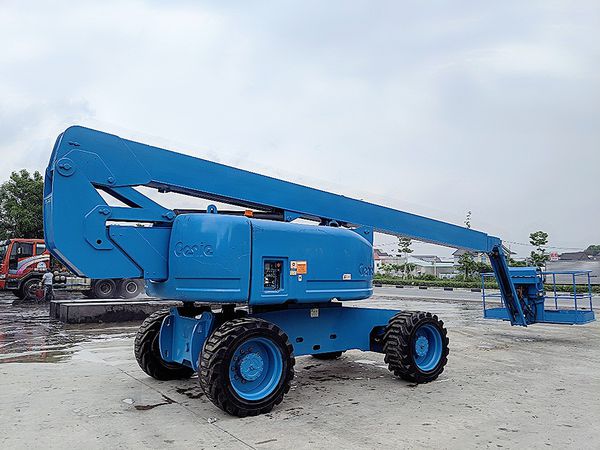 Xe nâng người Boom lift Genie Z80/60 26m