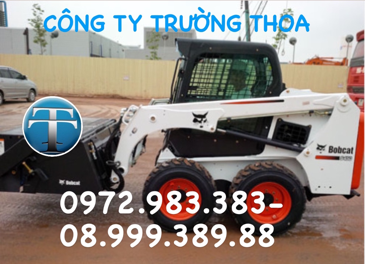 Thuê xe xúc lật đa năng